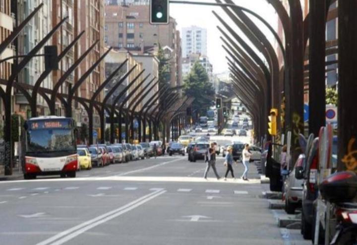 Alojamiento Turistico Decano Prendes Gijón Exterior foto